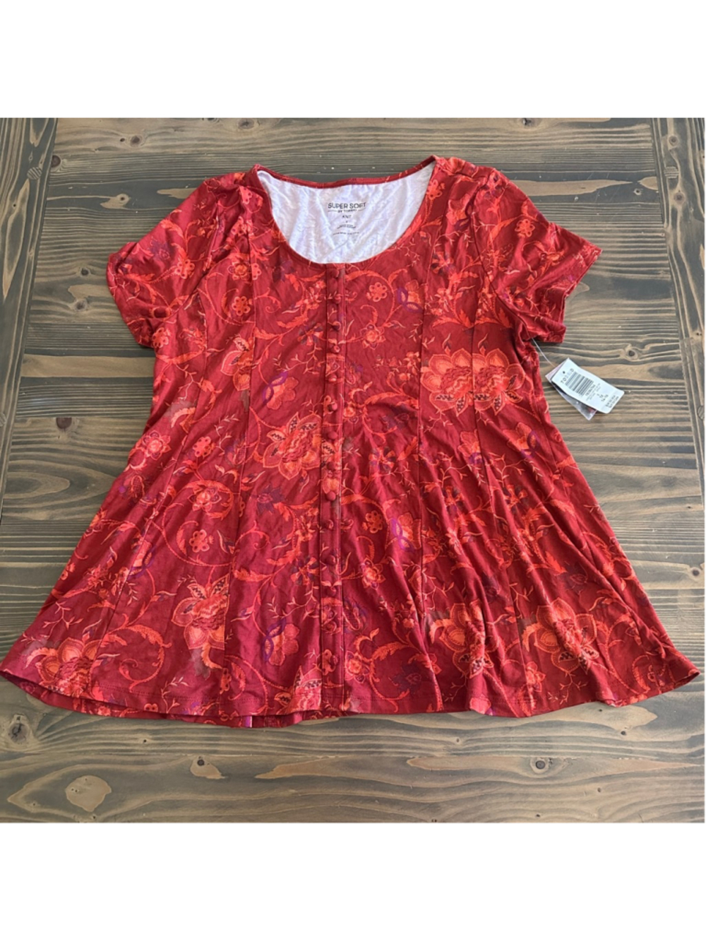 Torrid Super Soft Tunic Top Womens 1X Red Floral Paisley Blouse NWT